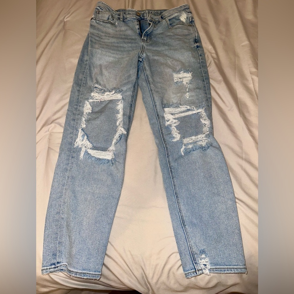 American Eagle Outfitters Blue Denim Mom jeans